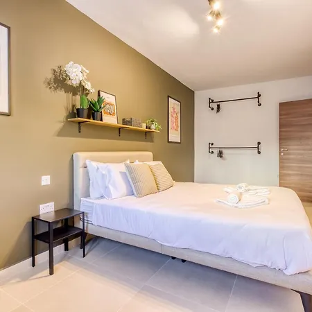 Urban Square Elite By 360 Estates