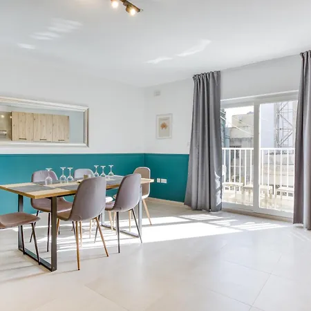 Urban Square Elite By 360 Estates *