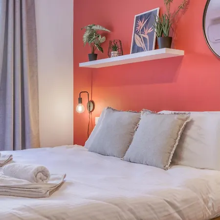 Urban Square Elite By 360 Estates *