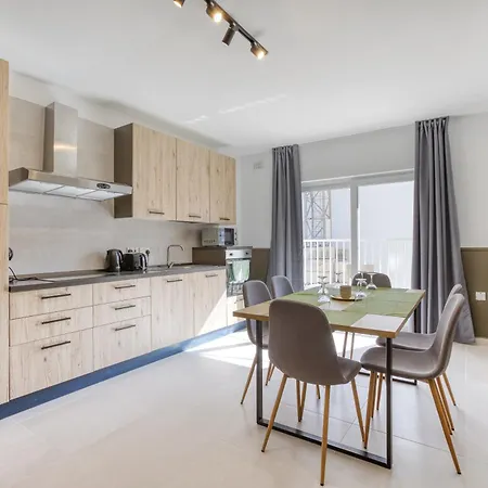 Urban Square Elite By 360 Estates