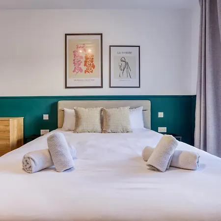 Urban Square Elite By 360 Estates Pietà