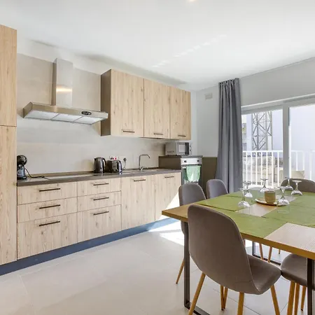 Urban Square Elite By 360 Estates *