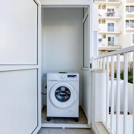 Urban Square Elite By 360 Estates Pietà