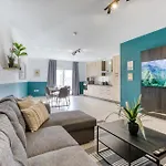 Urban Square Elite By 360 Estates