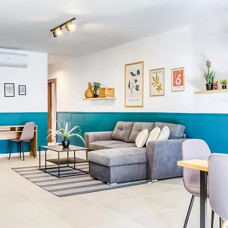 Urban Square Elite By 360 Estates Apartment *