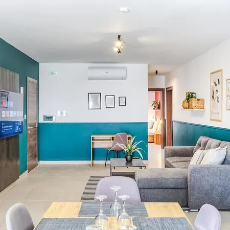 Urban Square Elite By 360 Estates *