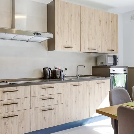 Urban Square Elite By 360 Estates Apartment