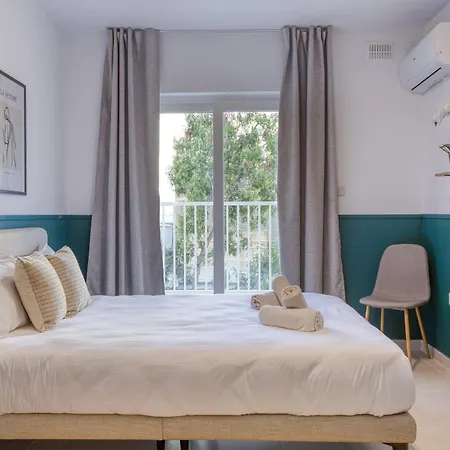 Urban Square Elite By 360 Estates Apartman