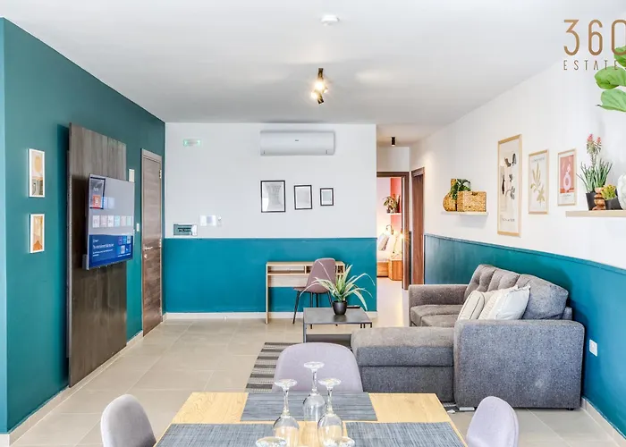 Urban Square Elite By 360 Estates *