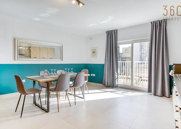 Urban Square Elite By 360 Estates *