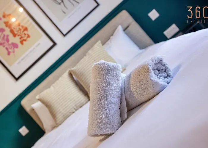 Urban Square Elite By 360 Estates Апартаменты