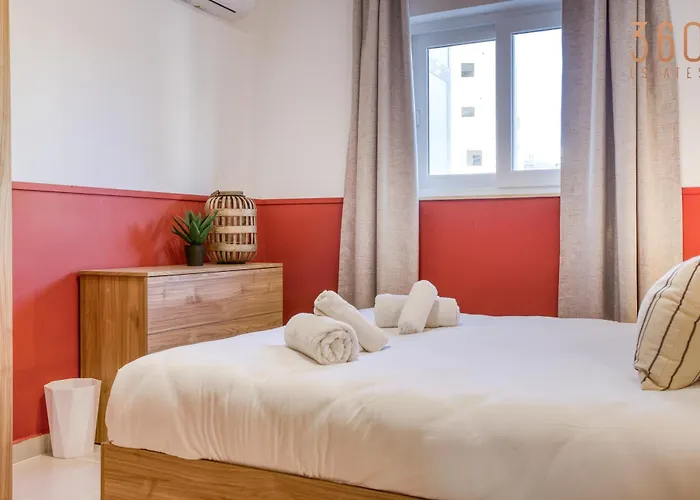 Urban Square Elite By 360 Estates Апартаменты *